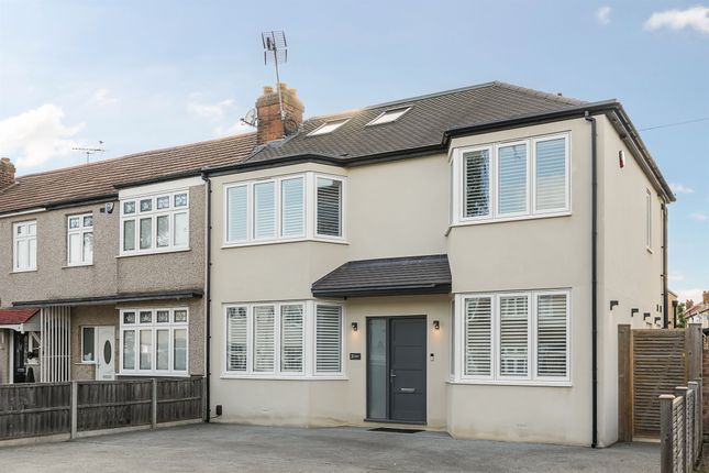 Thumbnail Semi-detached house for sale in Carnarvon Avenue, Enfield