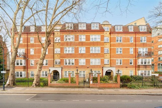 2-bed flat on Flat 19, Cedar Lodge, Exeter Road, London, £559,000