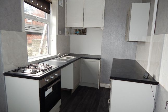 30 Brearley Street, Batley photo 5