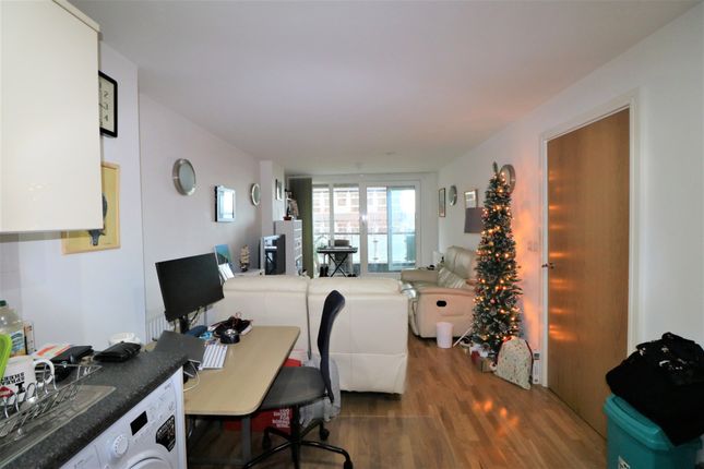 Flat for sale in Raphael House, 250 High Road, Ilford, Essex