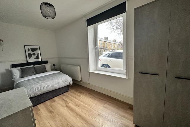 Room to rent in Collinge Street, Padiham, Burnley
