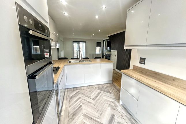 18, Rosebud Close, Newcastle upon Tyne photo 2