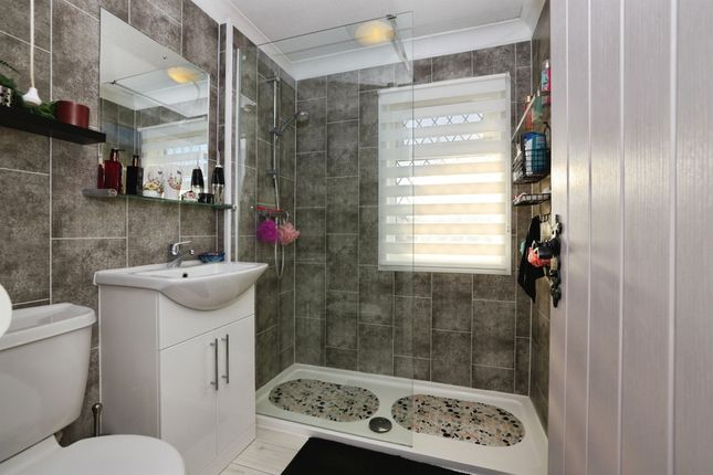 37, Elmstead Park, Andover photo 4