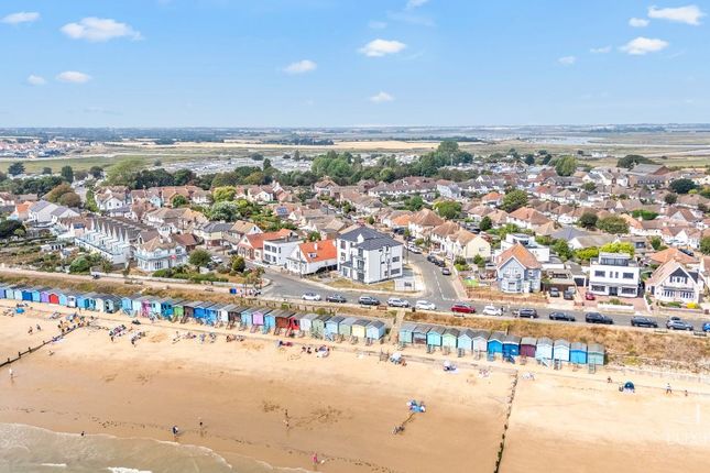 5 Anchor Lodge, Walton on the Naze photo 2