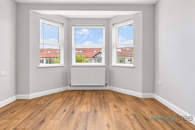 Sydney Grove, Hendon photo 4