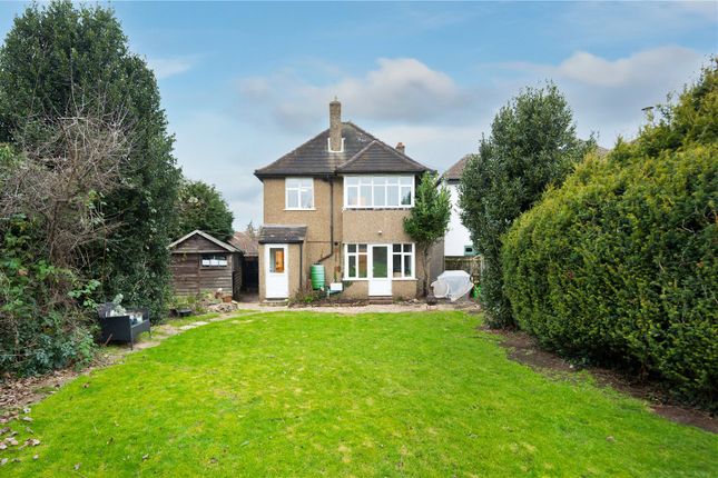 18, Tillingbourne Road, Guildford photo 2