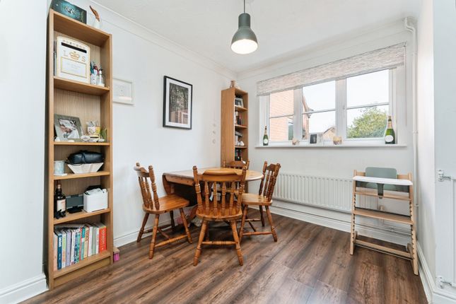31, Beresford Road, Cambridgeshire photo 4