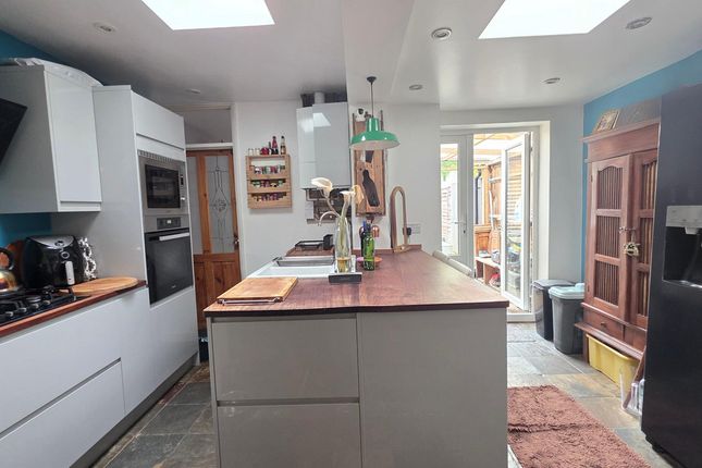35, Elm Row, Southam photo 2