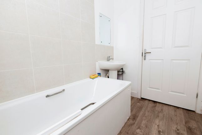 Flat for sale in Church Road, Barking