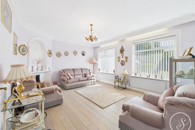 6, Crescent Gardens, Leeds photo 3