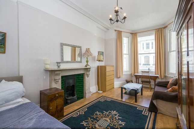 Thumbnail Room to rent in Westgate Terrace, Chelsea