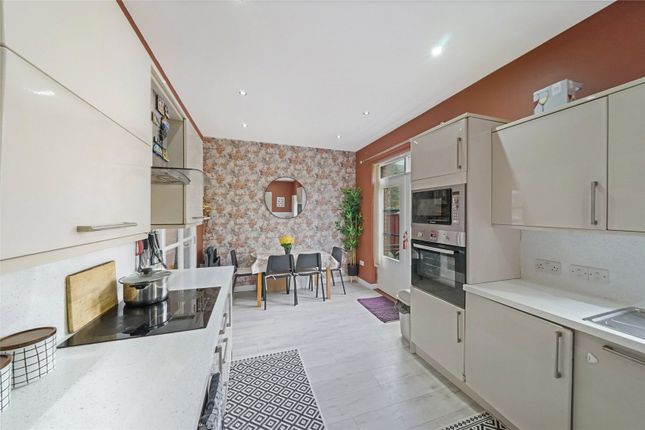21, Camden Terrace, Lanarkshire photo 4