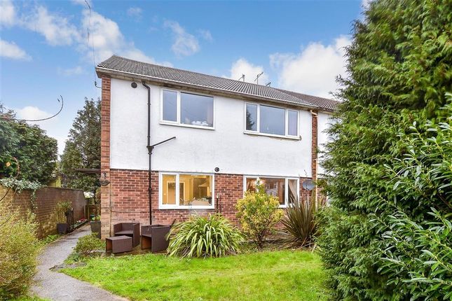 2-bed flat on Oxted Road, Godstone, £280,000