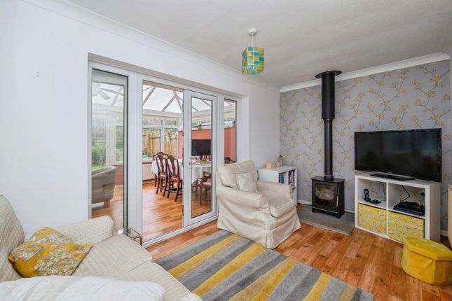 32, Bracken Avenue, Cromer photo 3