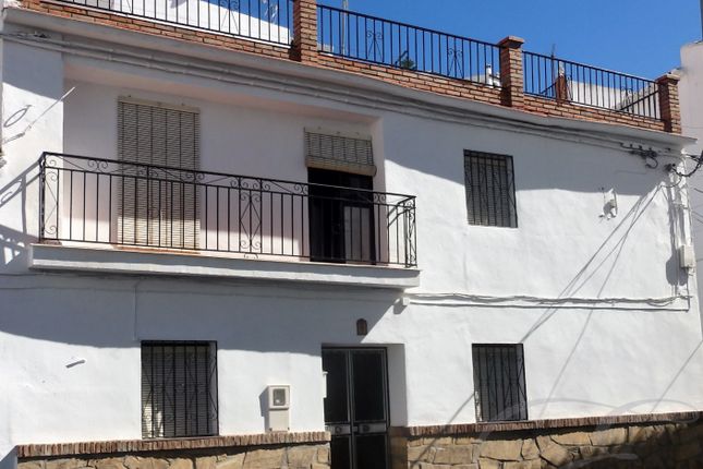 Town house for sale in Canillas De Aceituno, Axarquia, Andalusia, Spain