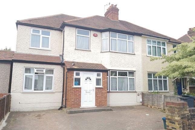 Thumbnail Flat to rent in The Drive, Isleworth