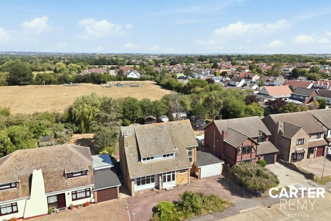 14, Kelly Road, Basildon photo 2