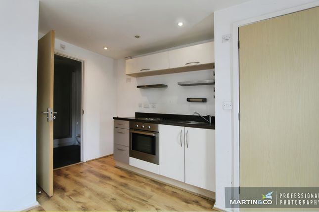 49, Clos Cwm Golau, Merthyr Tydfil, Wales photo 2