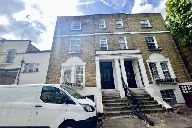 Flat to rent in Blackstock Road, Finsbury Park