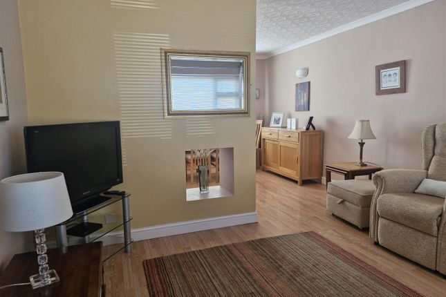 12, Eastnor Drive, Hereford photo 3