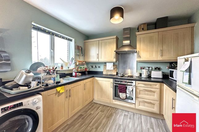 Apt 20, The Locks, Manchester photo 4