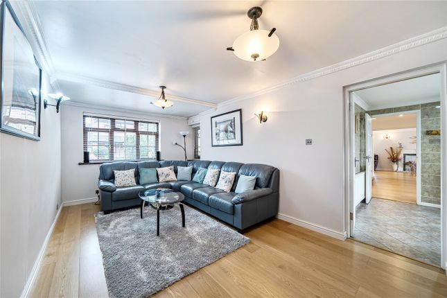 2, Knighton Way Lane, Uxbridge photo 4