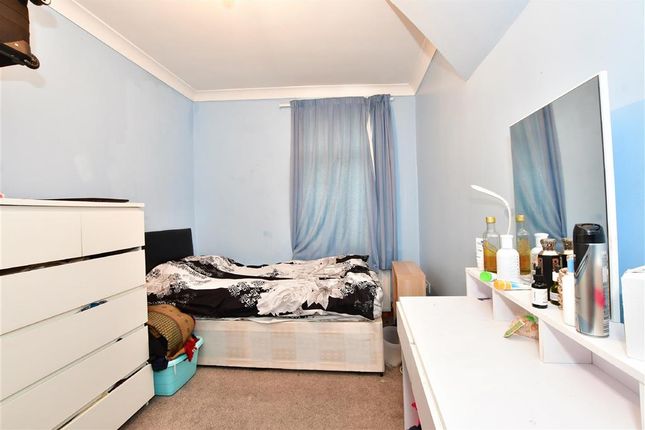 Terraced house for sale in Melbourne Road, London