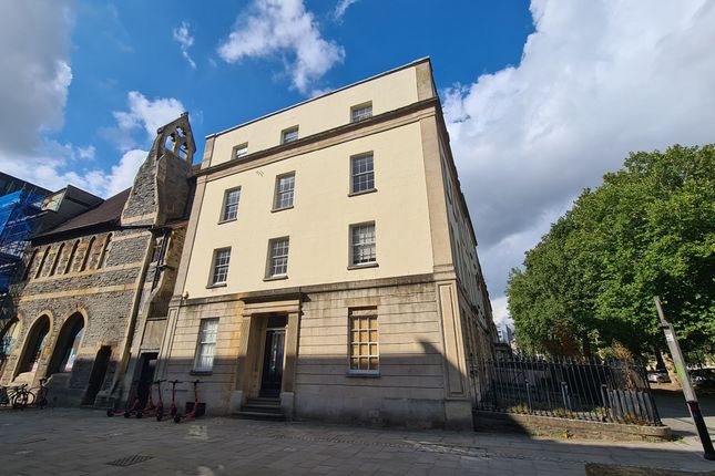 Thumbnail Semi-detached house to rent in 46 Queen Square, Bristol