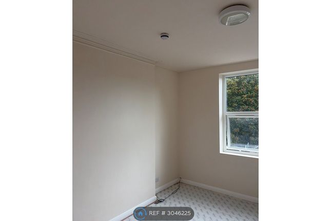 Flat, Scarbrough Avenue, Skegness photo 3