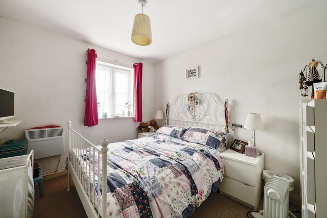 Flat for sale in Swindon, Wiltshire