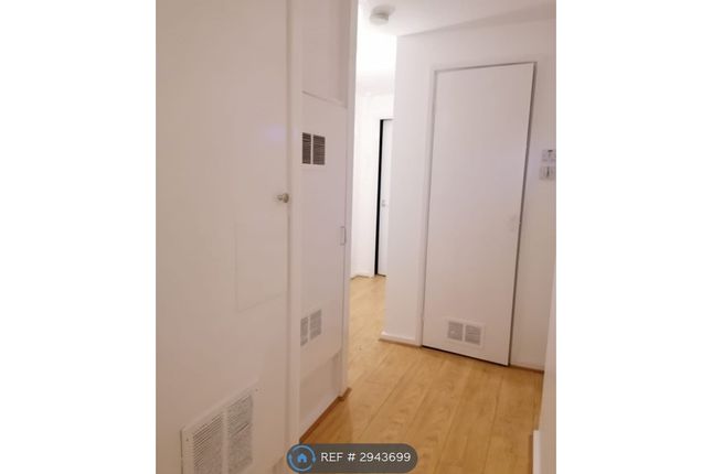 Holtdale Avenue, Leeds photo 2