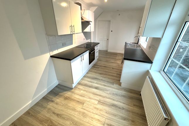 192, Southampton photo 3