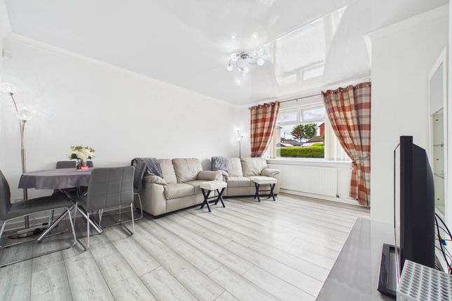 87, Lomond Drive, Wishaw photo 3