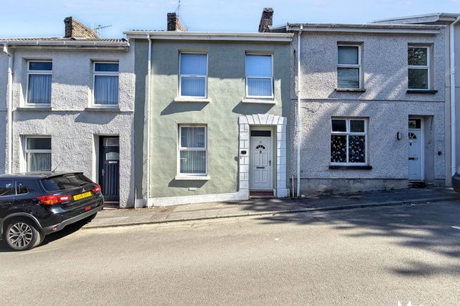 4 Bedroom Terraced in SA15 1LH
