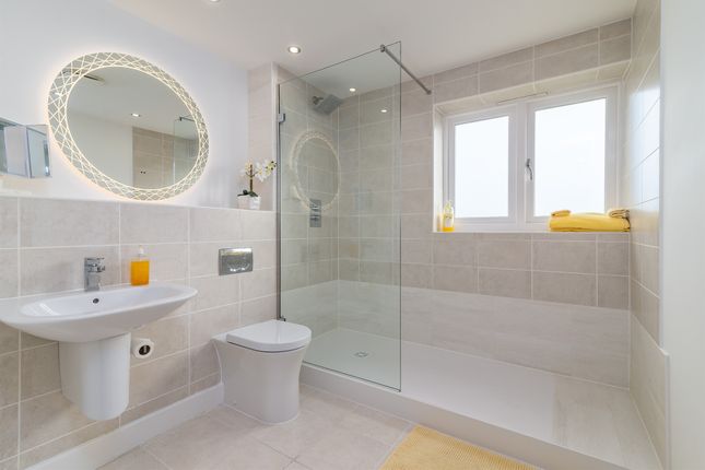 2, Cloughton Court, Triangle Place, Maldon photo 4