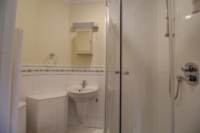 Flat 3 Trade Winds, 249 Warsash Road, Southampton photo 5
