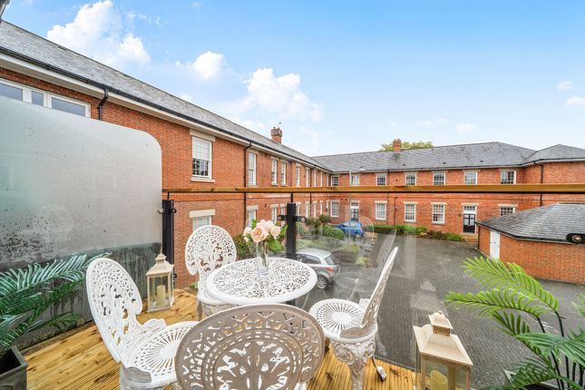 16 Ashford Court Glanville Way, Epsom photo 4