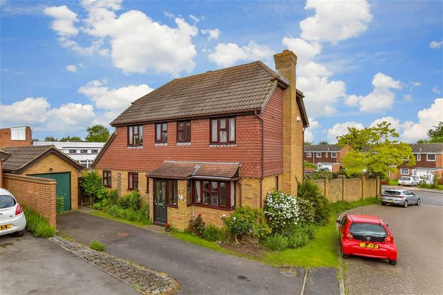 Thumbnail Detached house for sale in Rectory Grange, Rochester, Kent