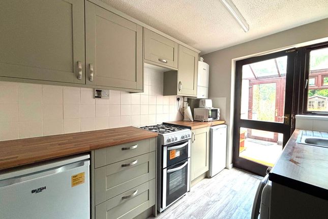 45 Pinecroft Way, Ipswich photo 2