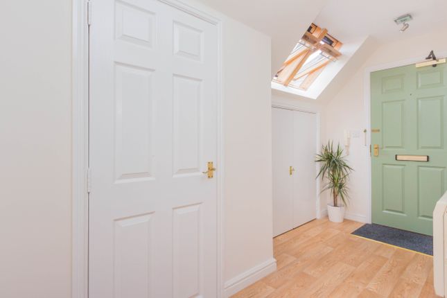 37, Rectory Gardens, Irthlingborough photo 3