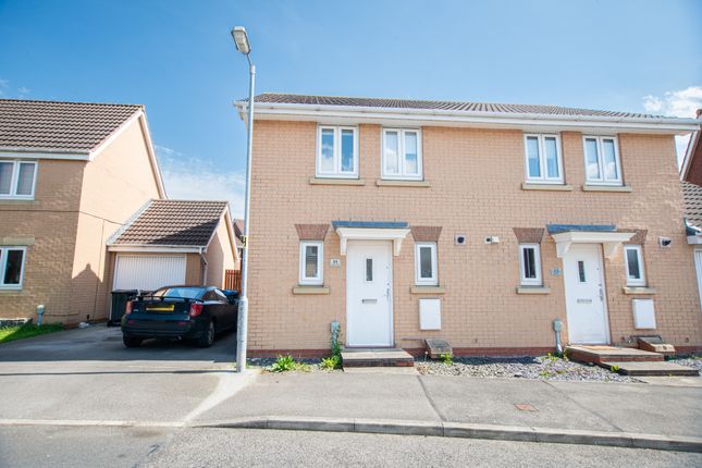 Thumbnail Semi-detached house to rent in Pasture View, Kingswood, Hull