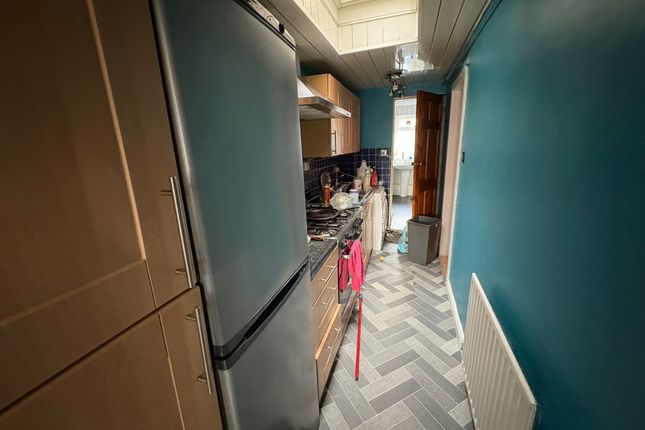 346, Girlington Road, BRADFORD photo 2
