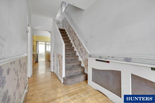 68, Freshwell Avenue, Romford photo 4