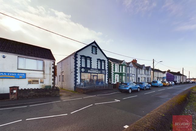 Maisonette to rent in The Pharmacy, Sea View, Penclawdd, Swansea