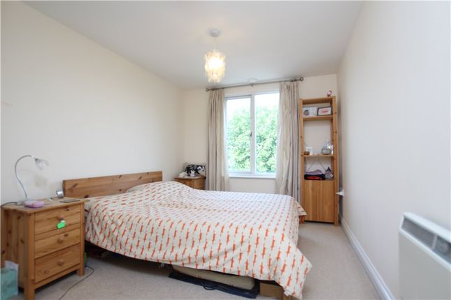 Squires Court, Bedminster photo 5