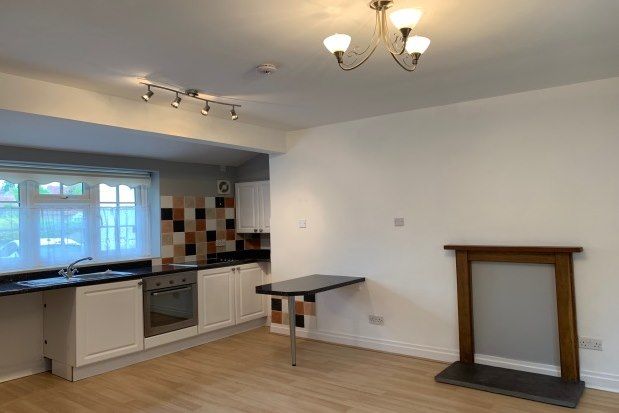 Studio to rent in The Square, York
