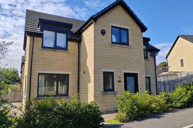4-bed house on 2, Buttermere Avenue, Bacup, £325,000