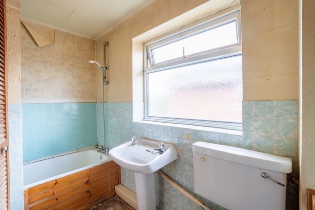 35, Almond Tree Avenue, Carlton, North Yorkshire, DN14 9QR, Carlton photo 4