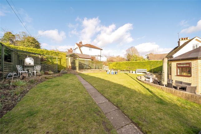 Country house for sale in Old Hill, Orpington