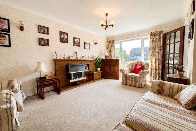 10, The Meadows, Bidford-on-Avon photo 2